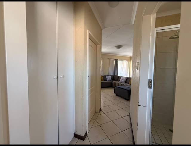 2 BEDROOM APARTMENT FOR SALE IN RUSTENBURG CENTRAL